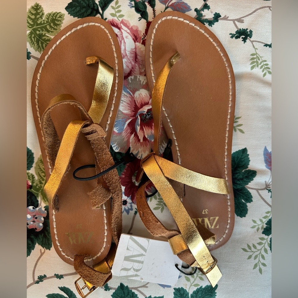 Zara gold leather flat sandals